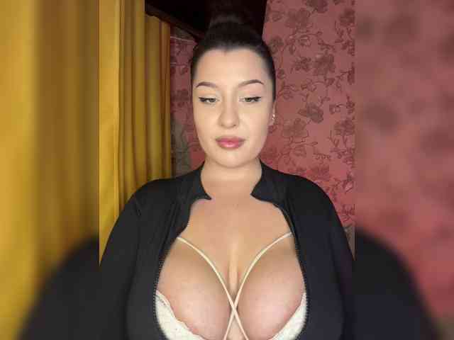 MistyBibi webcam