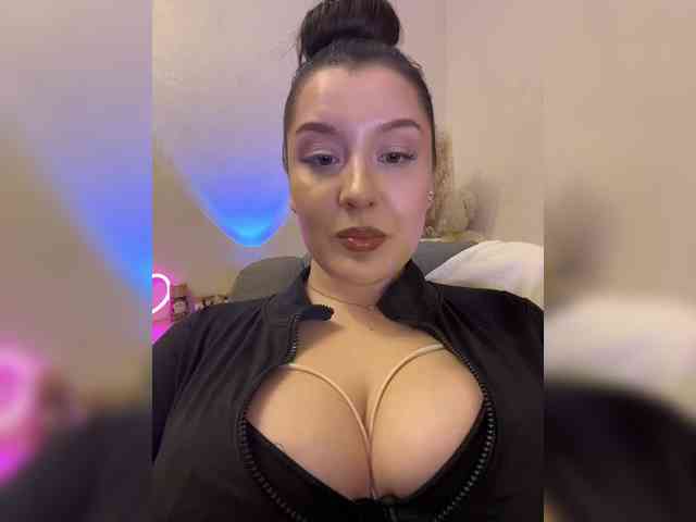 MistyBibi webcam