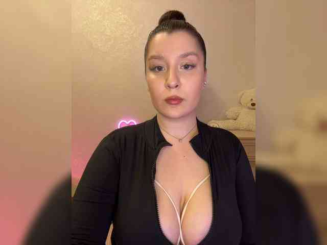 MistyBibi webcam