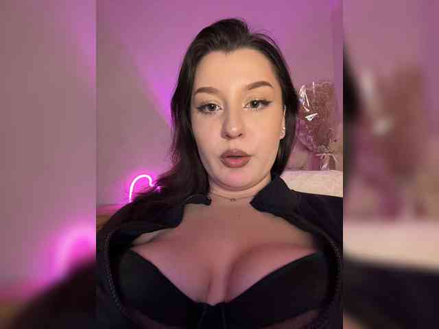 MistyBibi webcam