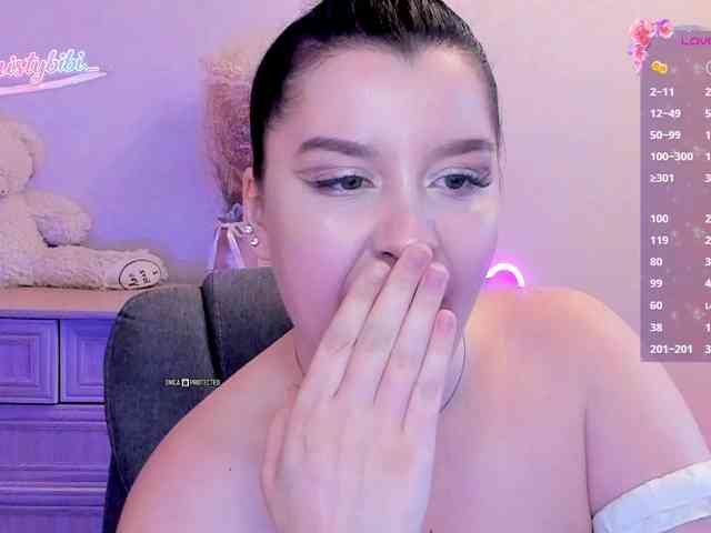 MistyBibi webcam