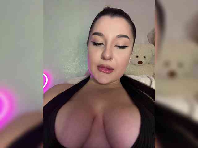 MistyBibi webcam