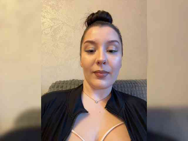 MistyBibi webcam