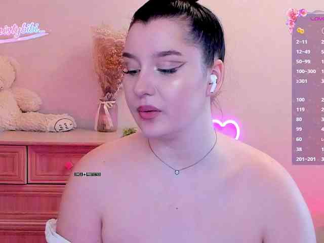 MistyBibi webcam