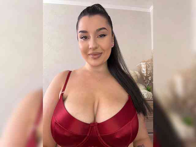 MistyBibi webcam