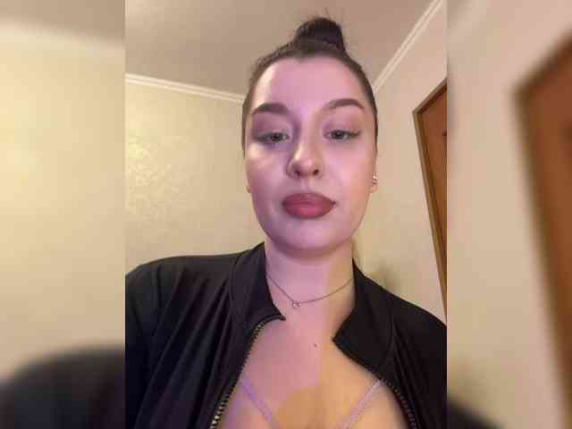 MistyBibi webcam