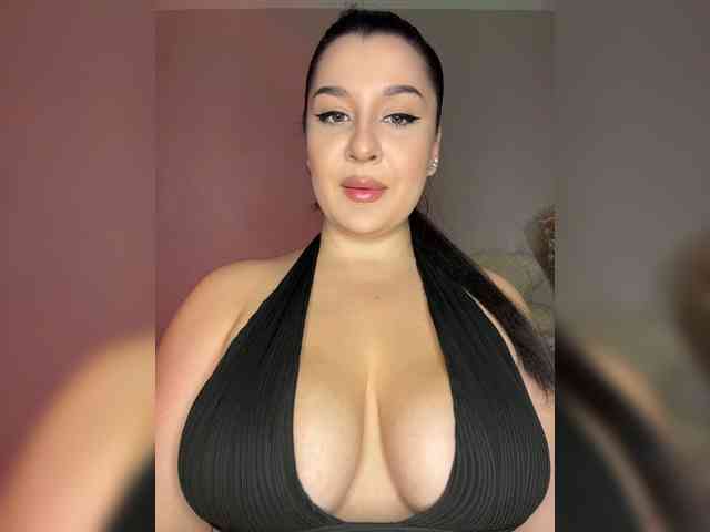 MistyBibi webcam