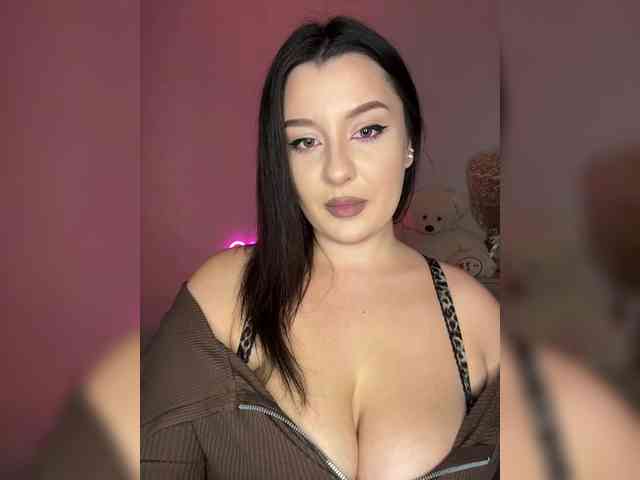 MistyBibi webcam