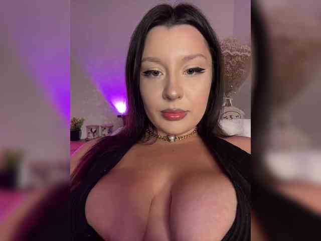 MistyBibi webcam