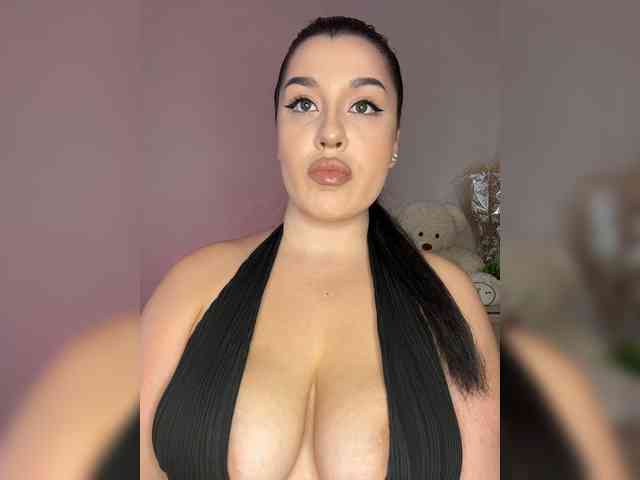 MistyBibi webcam