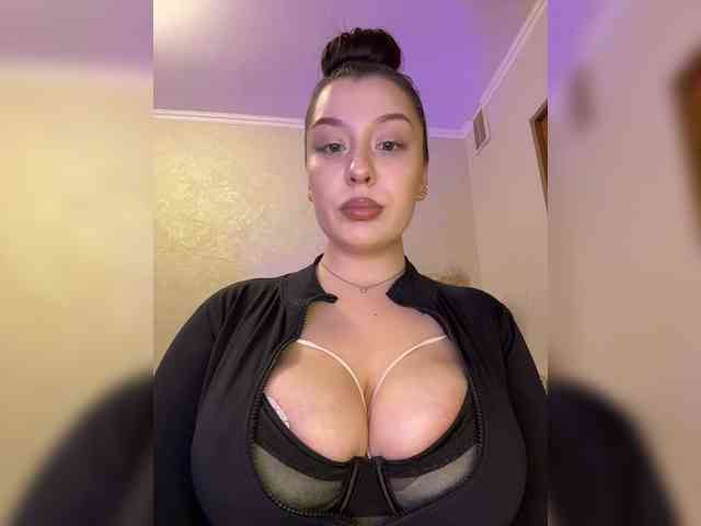 MistyBibi webcam