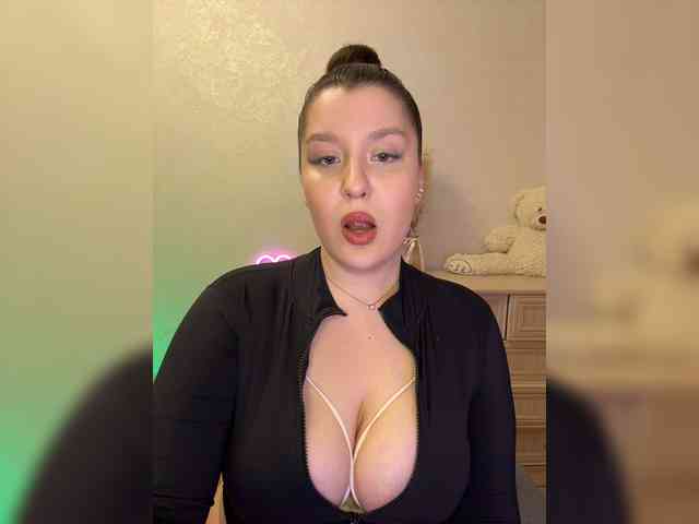 MistyBibi webcam