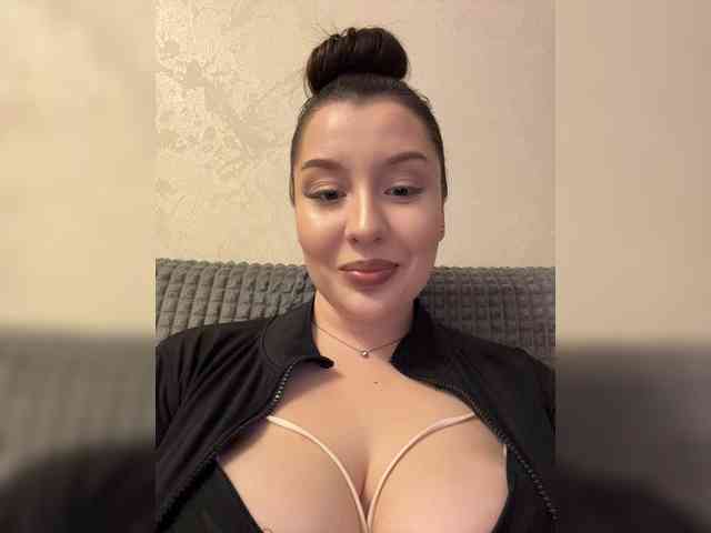 MistyBibi webcam