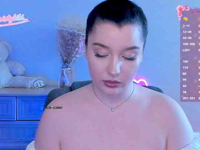 MistyBibi webcam
