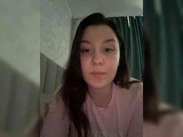 MistyBibi webcam