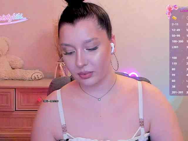 M-O-L-N-I-Y-A Live Webcam on BongaCams