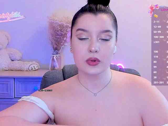 MistyBibi webcam