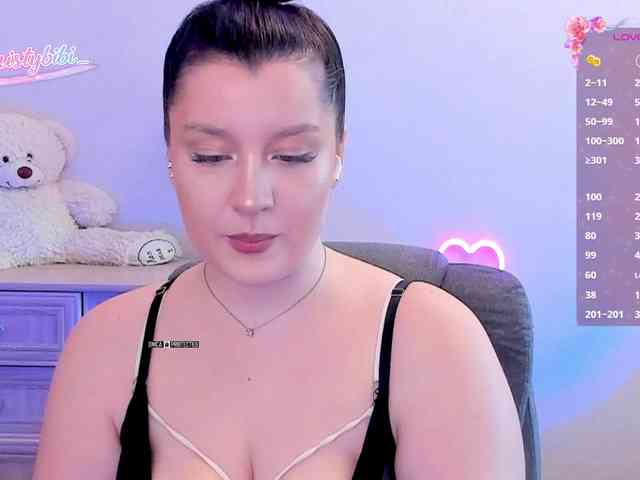 MistyBibi webcam