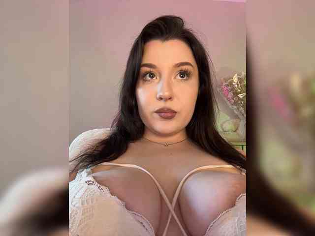MistyBibi webcam