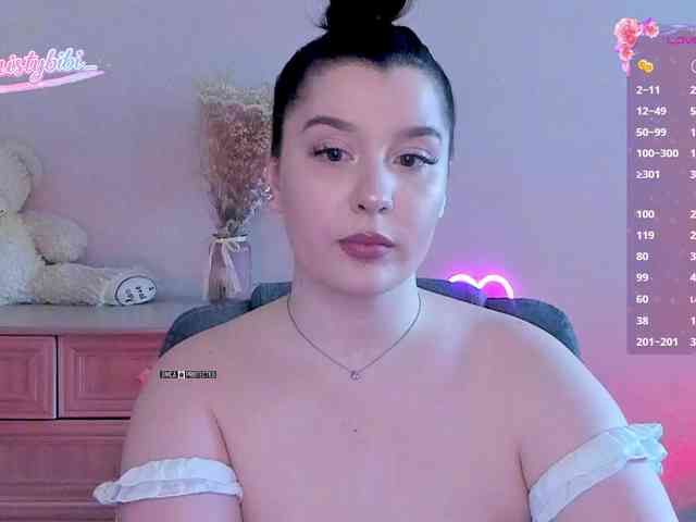 MistyBibi webcam