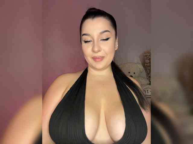 MistyBibi webcam