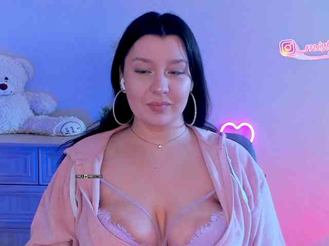 MistyBibi webcam
