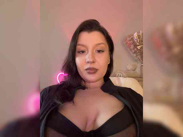 MistyBibi webcam