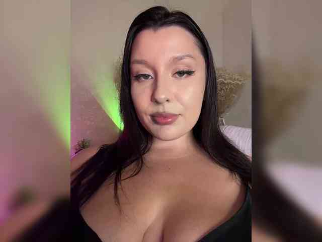 MistyBibi webcam