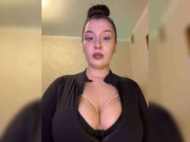 MistyBibi webcam