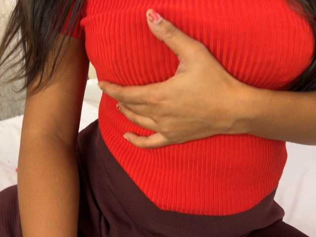 AngelAnkit live cam on BongaCams