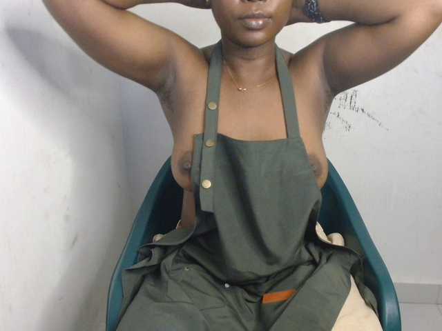 Mia-boobs live cam on BongaCams