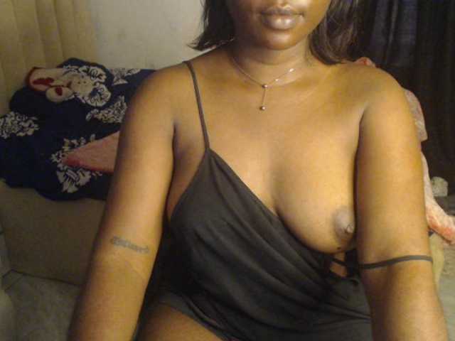 Mia-boobs live cam on BongaCams