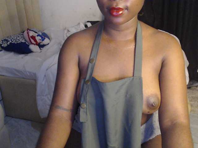 Mia-boobs live cam on BongaCams