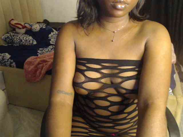 mia-boobs webcam