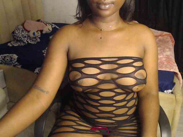 mia-boobs webcam