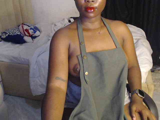 mia-boobs webcam