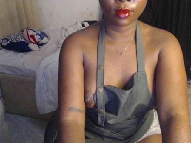 mia-boobs webcam