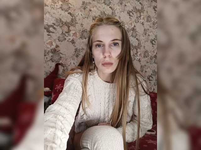Marina-9819 live cam on BongaCams