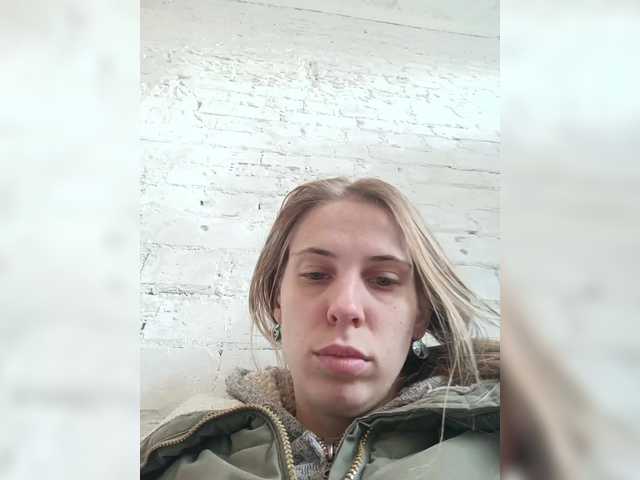 Marina-9819's BongaCams show and profile