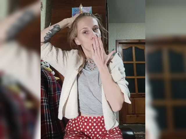 Marina-9819 live cam on BongaCams