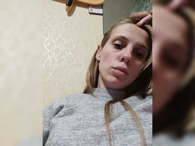 Marina-9819 live cam on BongaCams