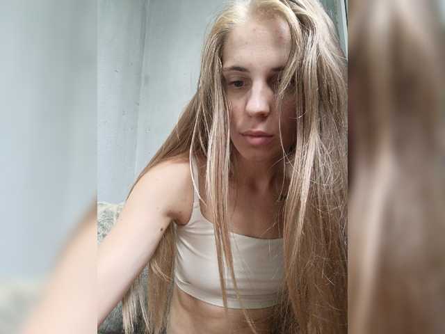 Marina-9819 live cam on BongaCams