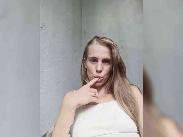Marina-9819 Live Webcam on BongaCams