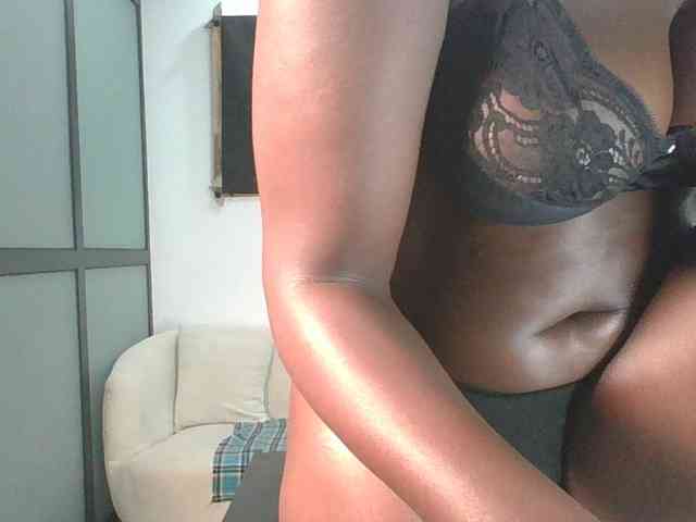 miss-cathy Live Webcam on BongaCams