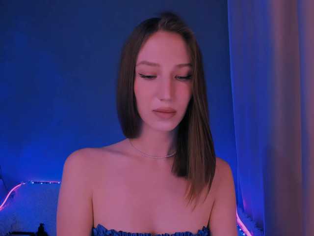 ellaamber live cam on BongaCams