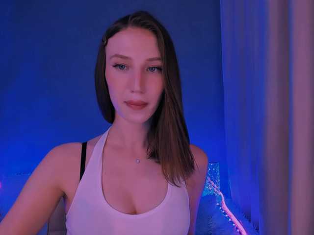 ellaamber live cam on BongaCams