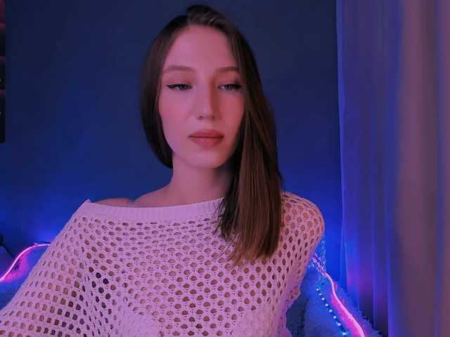 ellaamber live cam on BongaCams