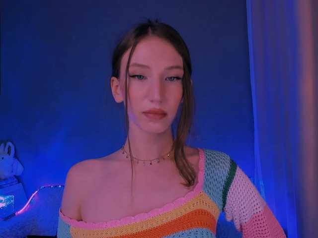 ellaamber live cam on BongaCams
