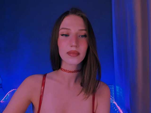 ellaamber live cam on BongaCams