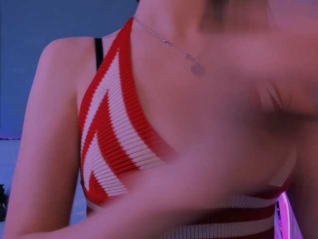 ellaamber live cam on BongaCams